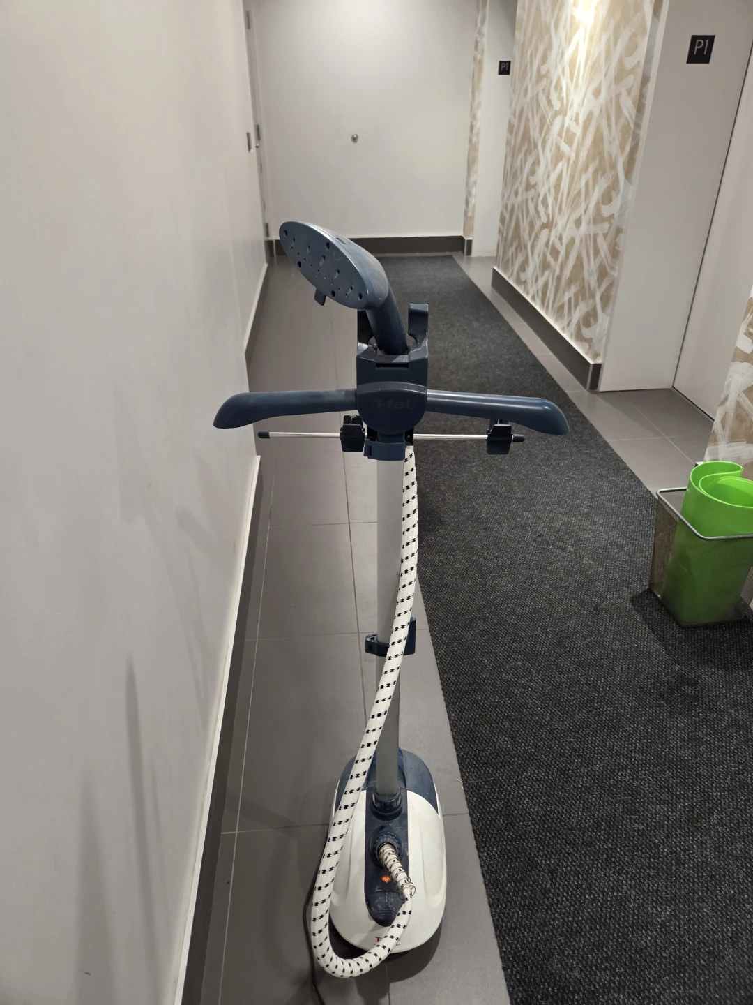T-fal Instant Steam Garment Steamer - photo 5