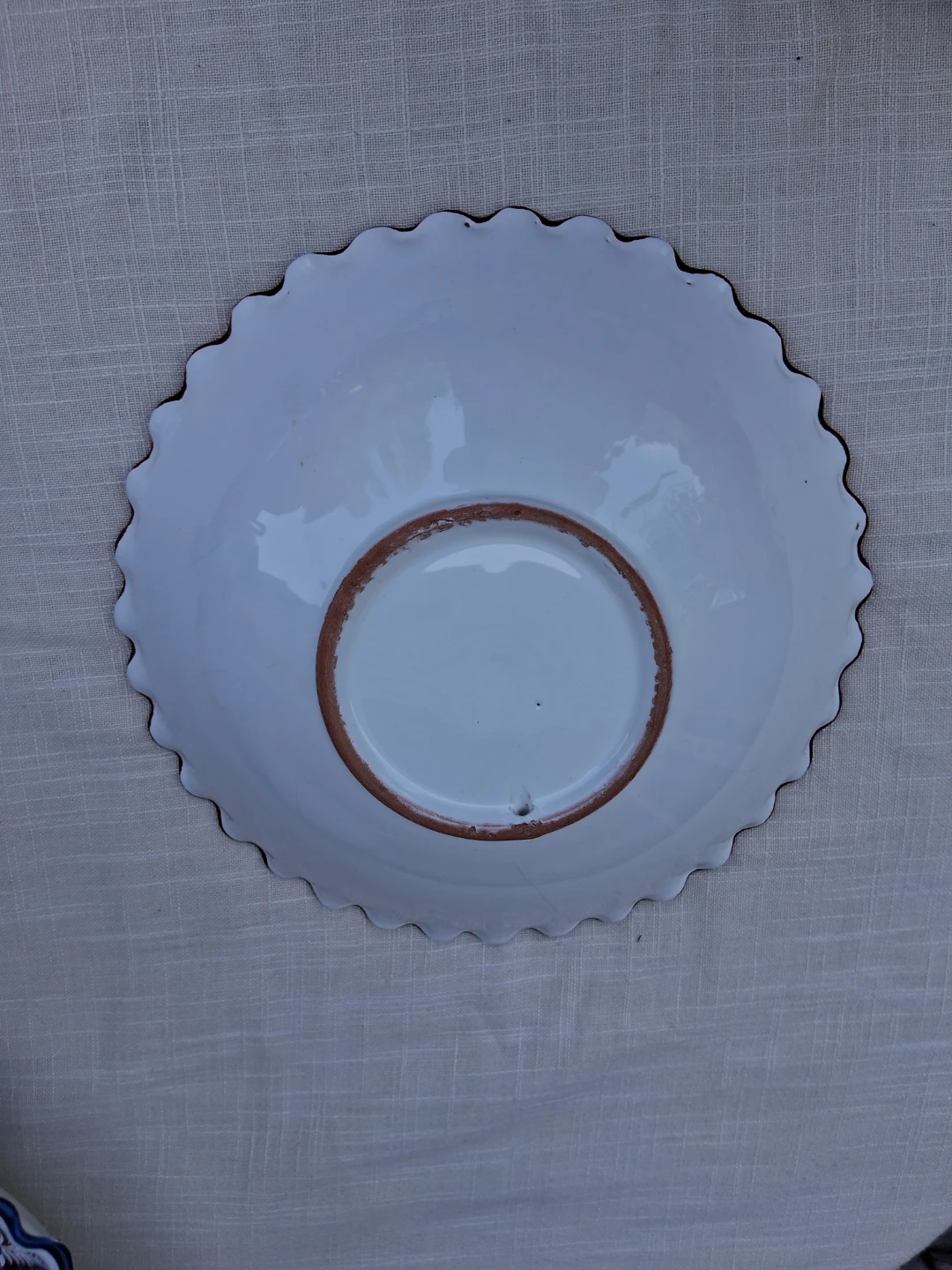 Slovak Brown and White Bowl with Floral Design - photo 4