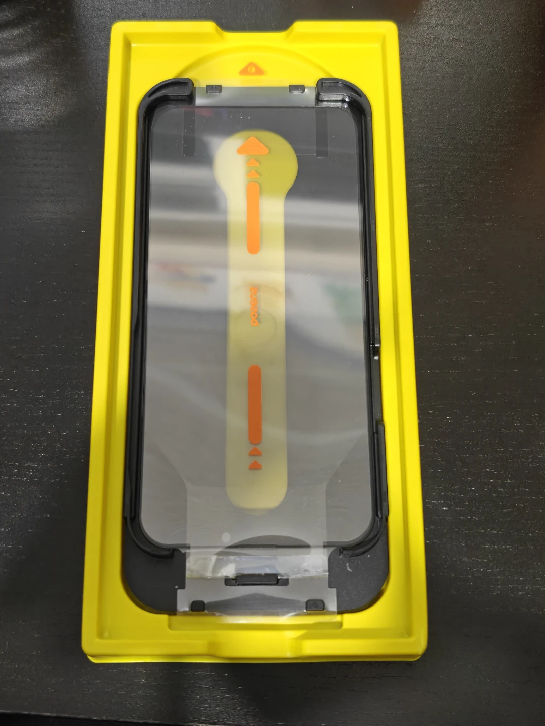 iPhone 14 Plus/13 Pro Max Privacy Screen Protector - photo 2