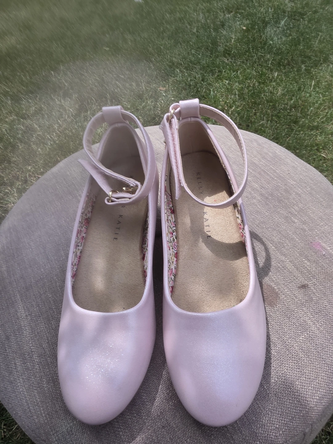 Pink ballet flats with star charm - photo 2