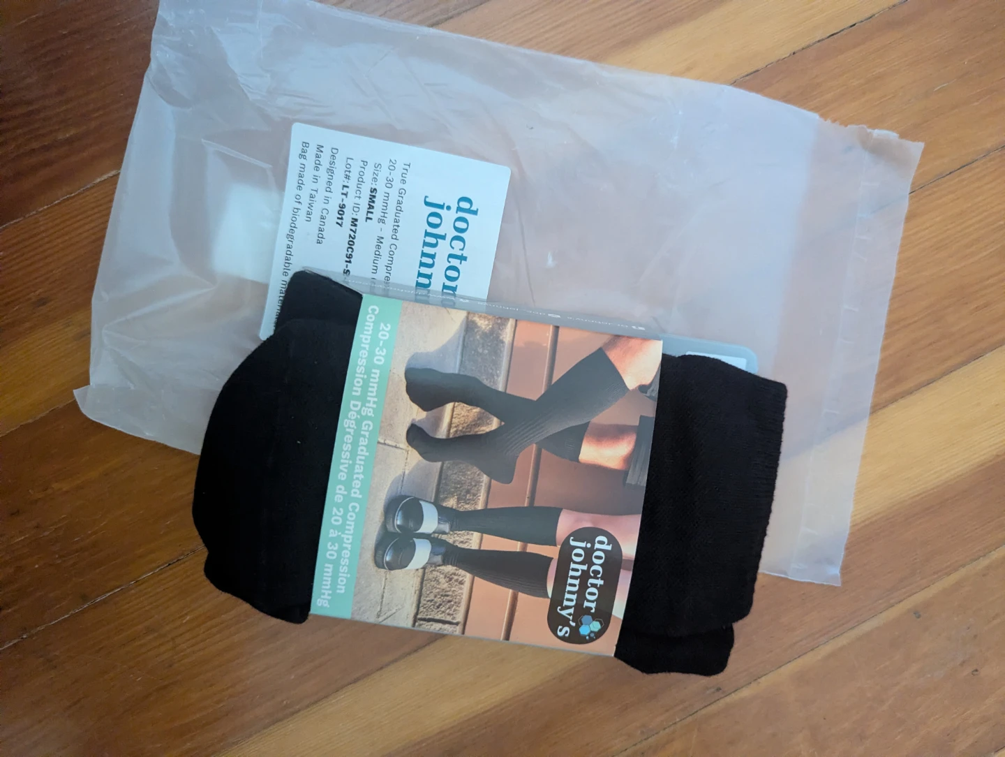 Doctor Johnny's Graduated Compression Socks - Black, Small