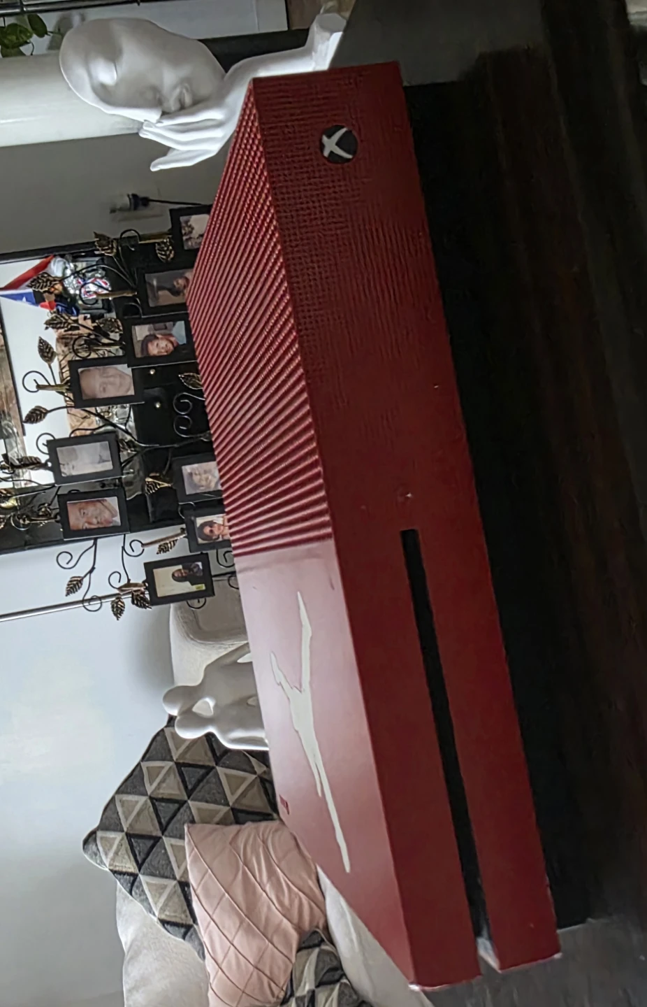 Red Xbox One S Jordan Edition - photo 2