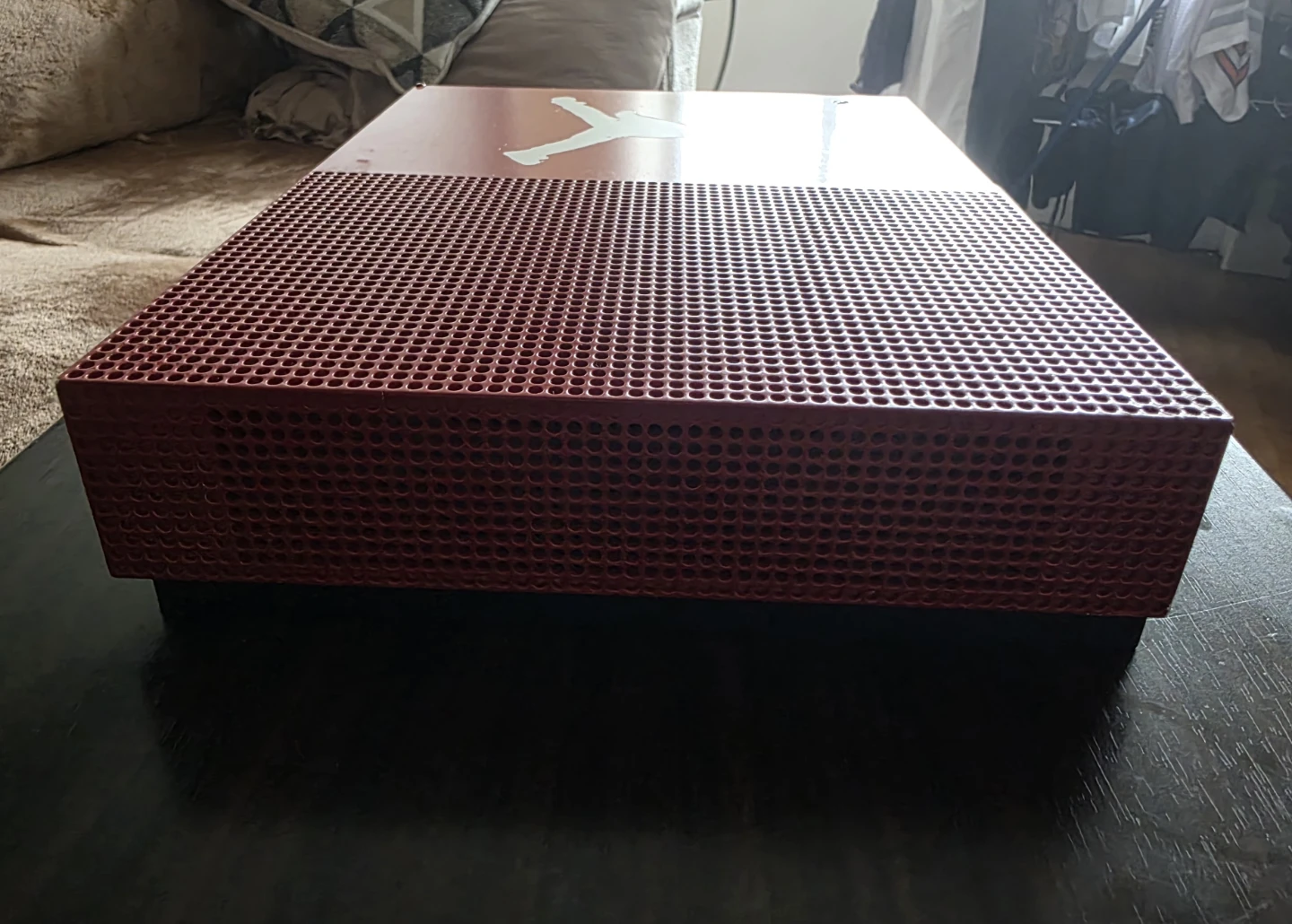Red Xbox One S Jordan Edition - photo 4