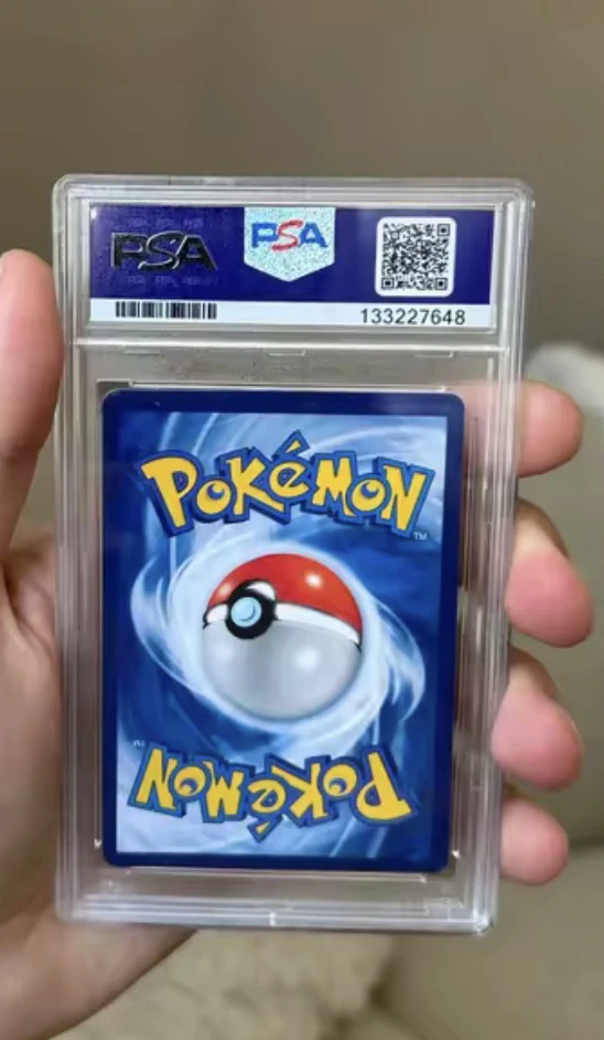 PSA Graded Umbreon VMAX #215 - Evolving Skies Secret - photo 2