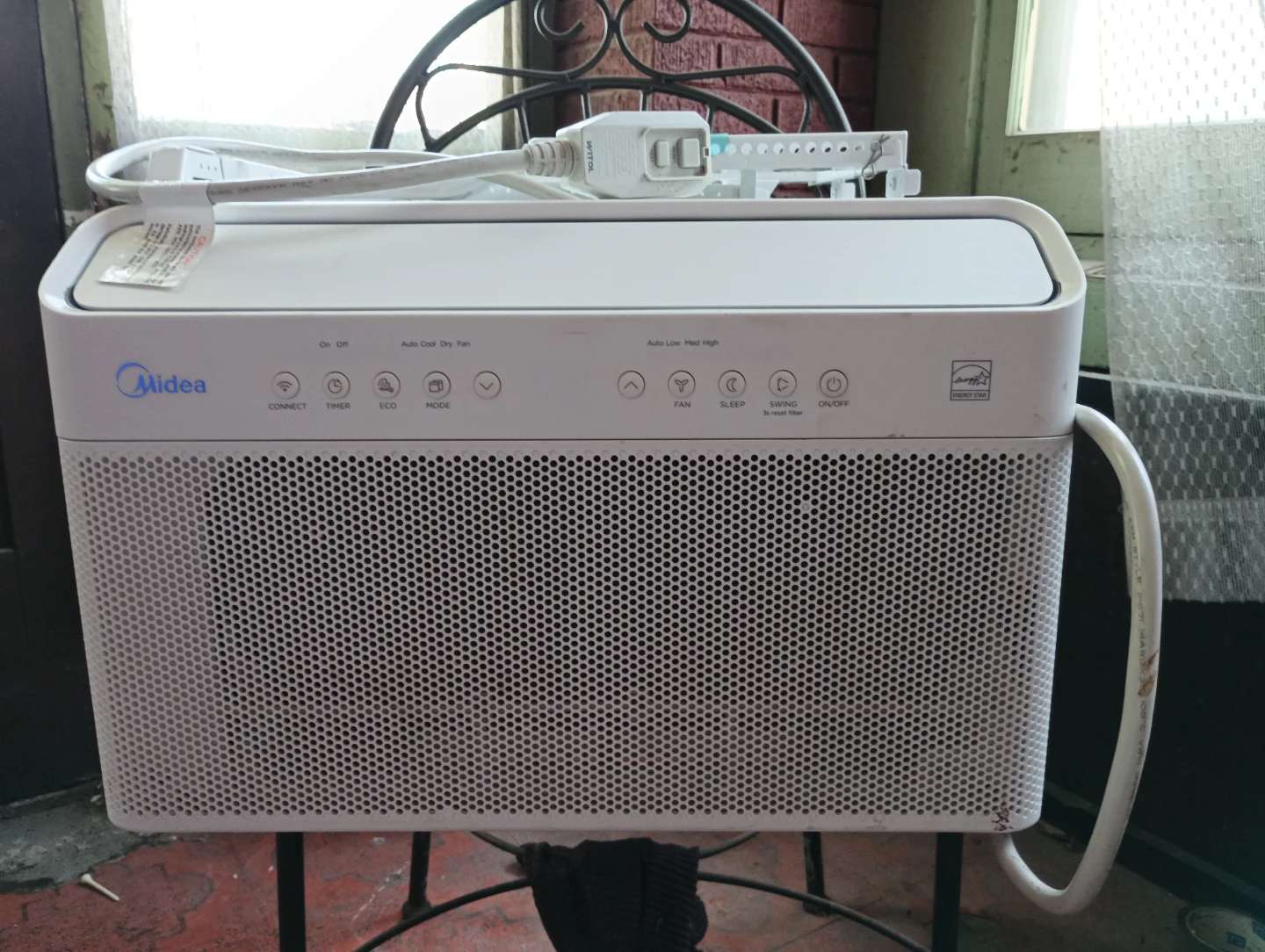 Air conditioner - photo 2