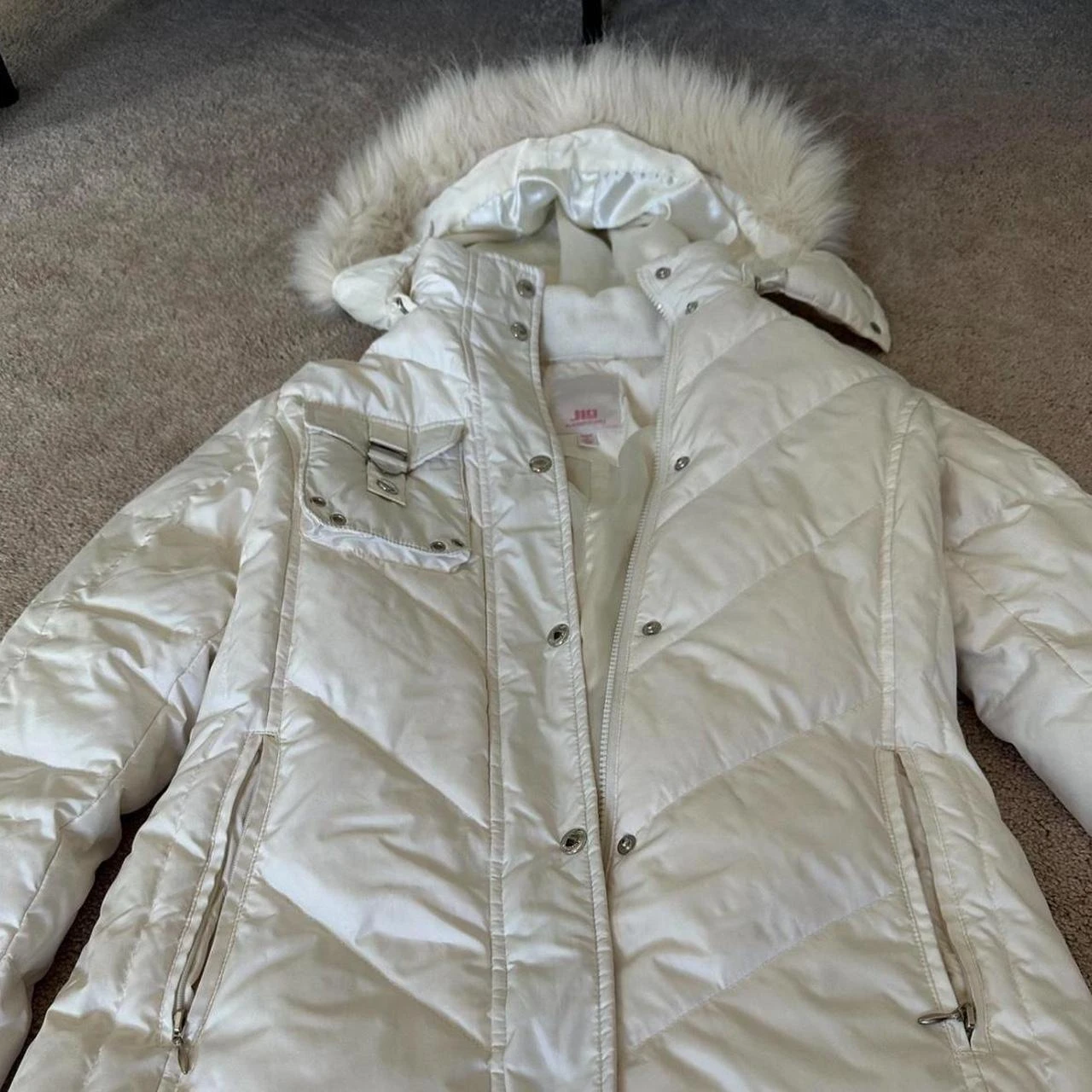 J-Lo White Down Puffer Coat with Faux Fur Hood - photo 3