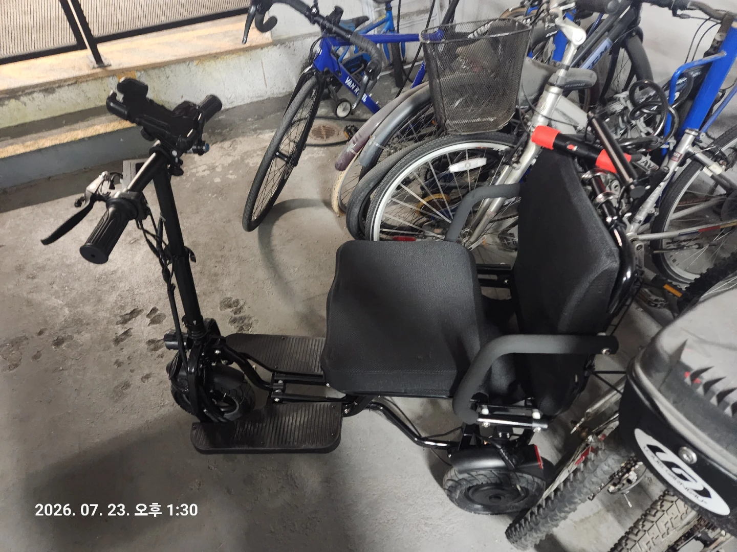 ChiefCarOfficer Folding Mobility Scooter - photo 3