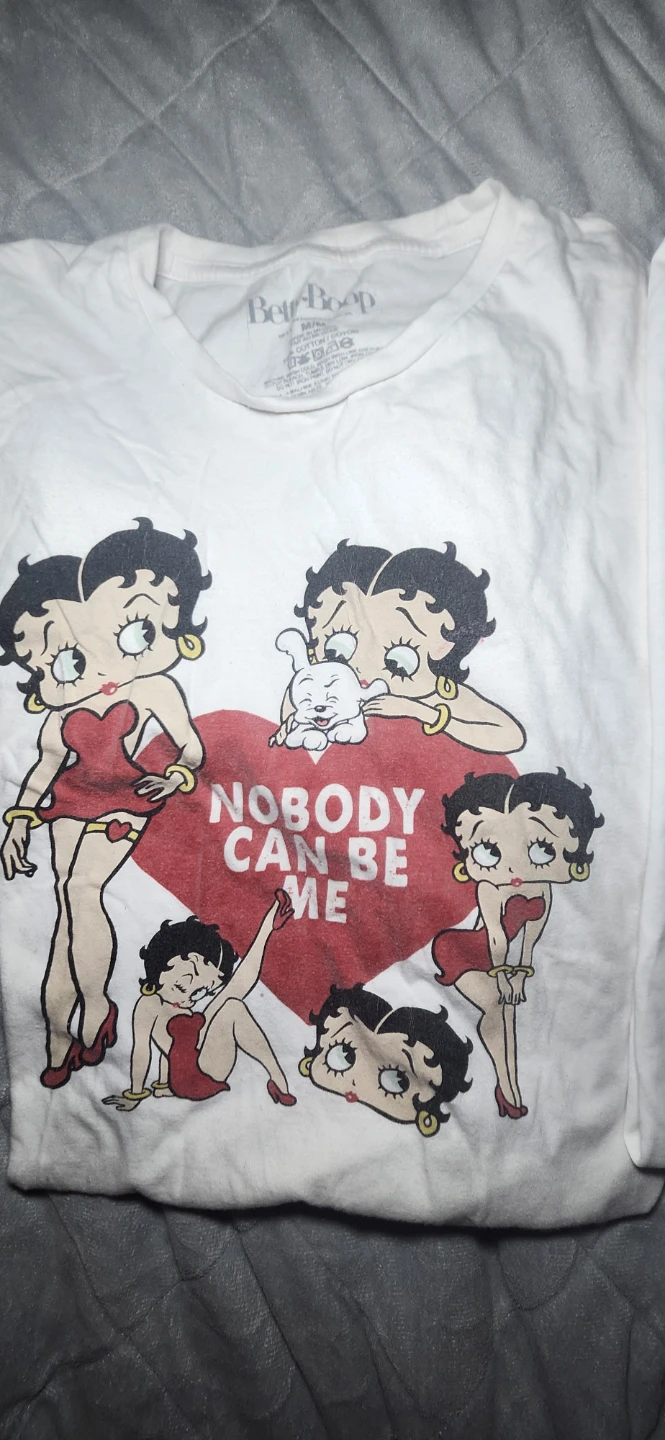 Betty Boop & Hello Kitty T-Shirt Bundle - photo 2