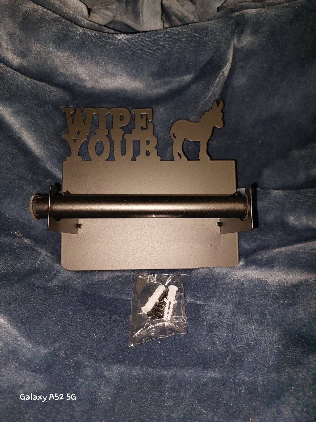 Wipe Your 🫏 Toilet Paper Holder