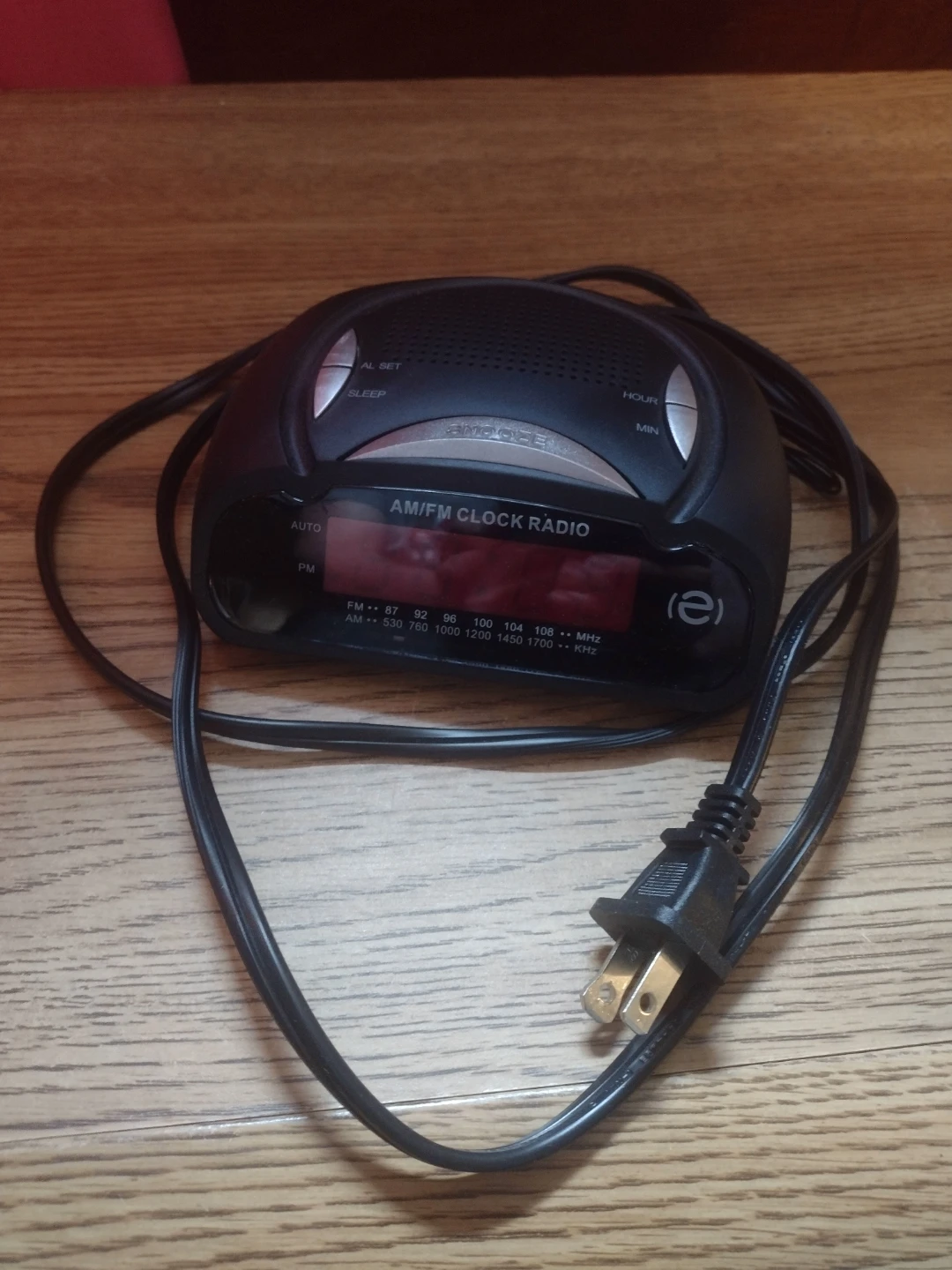 AM/FM Clock Radio