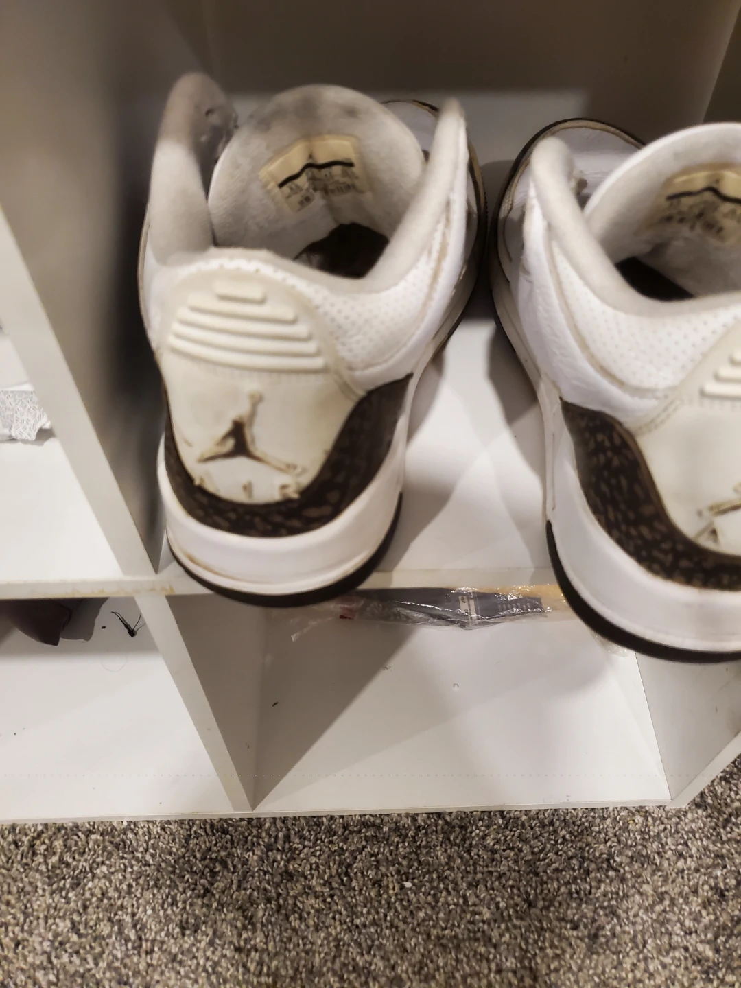 Air Jordan 3 Retro Shoes - photo 2