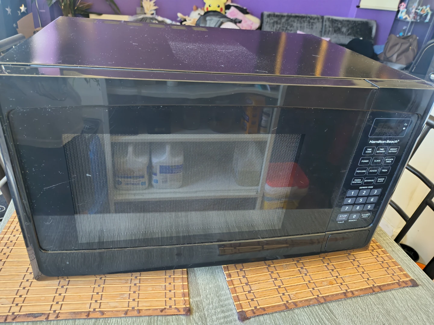 Hamilton Beach Microwave Oven - photo 3