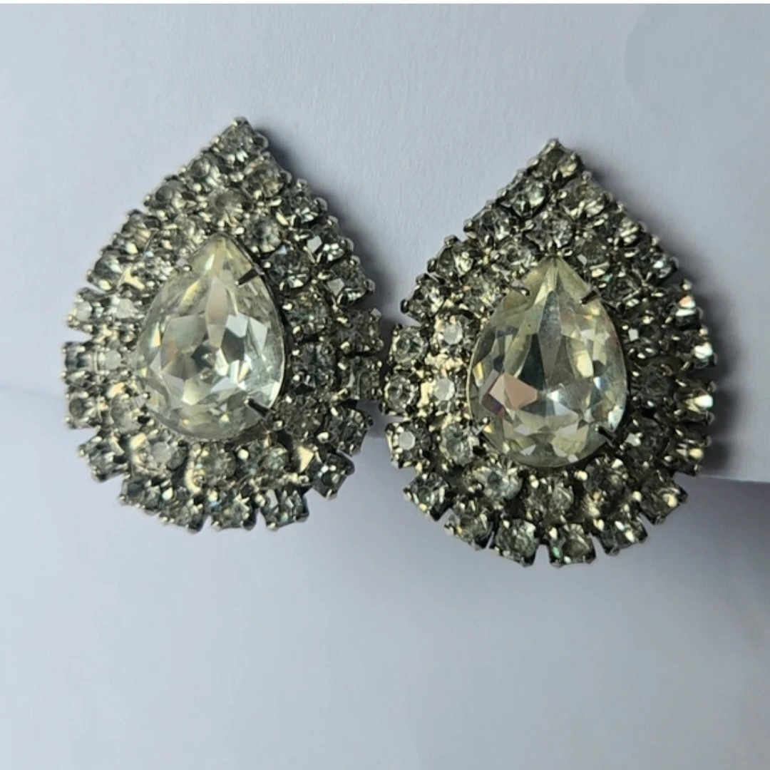 Signed Albert Weiss Oval Rhinestone Tear Drop Earrings