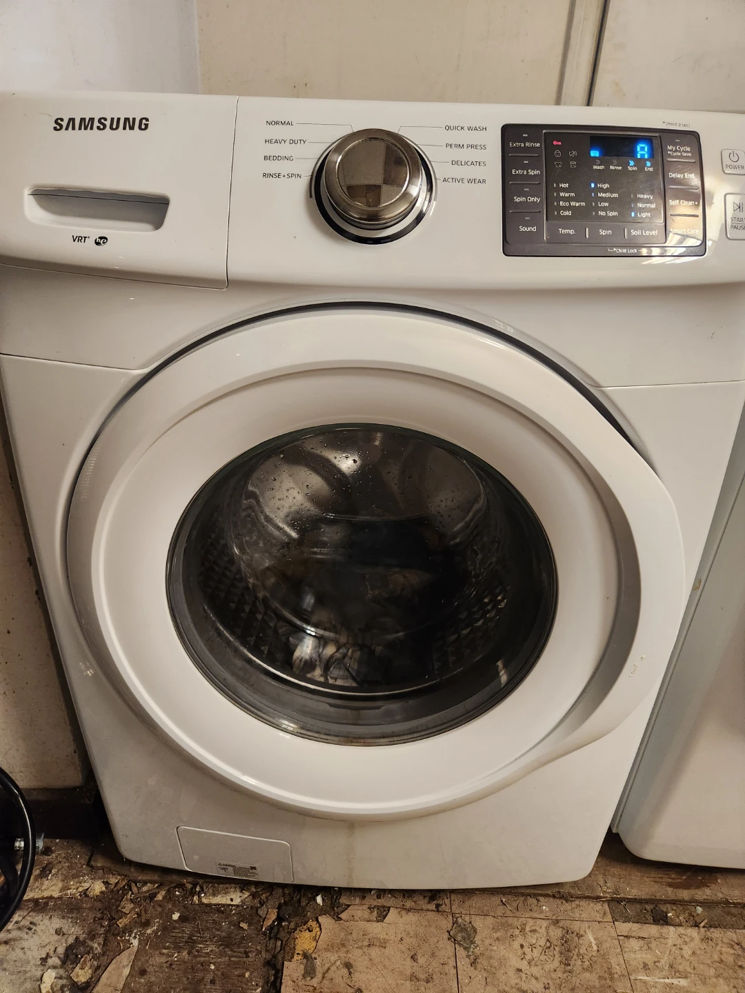 Samsung Washer and Dryer Set - photo 2