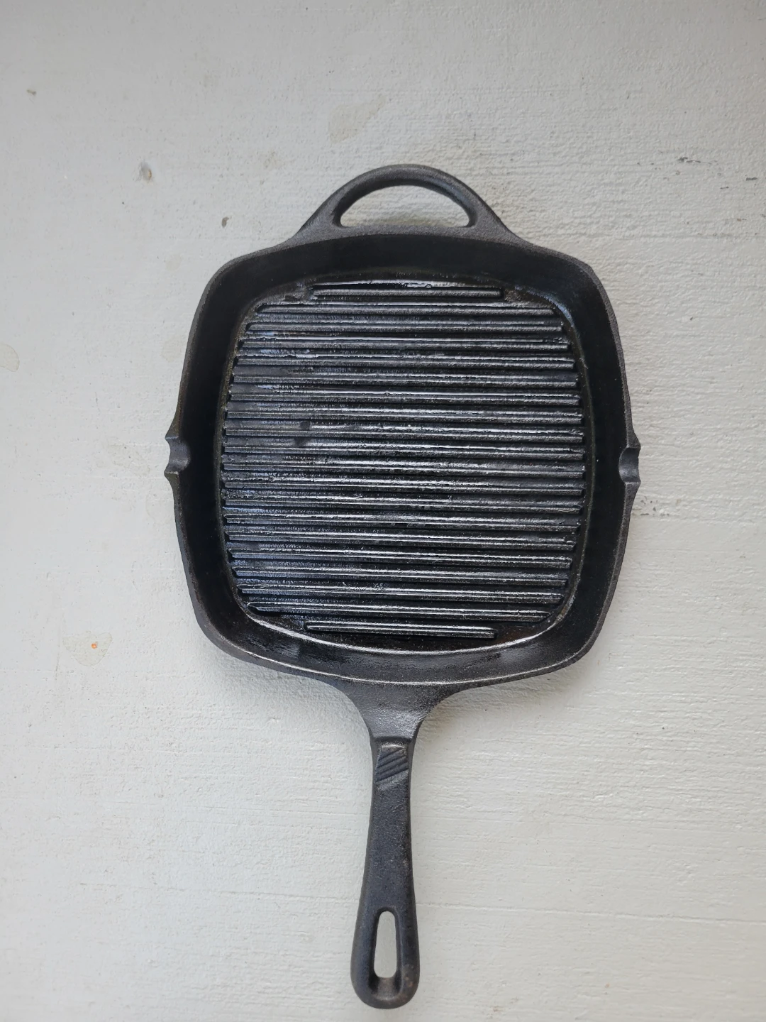 3 Cast Iron Pans - 2 Griddle Pans and 1 Frying Pan - photo 2