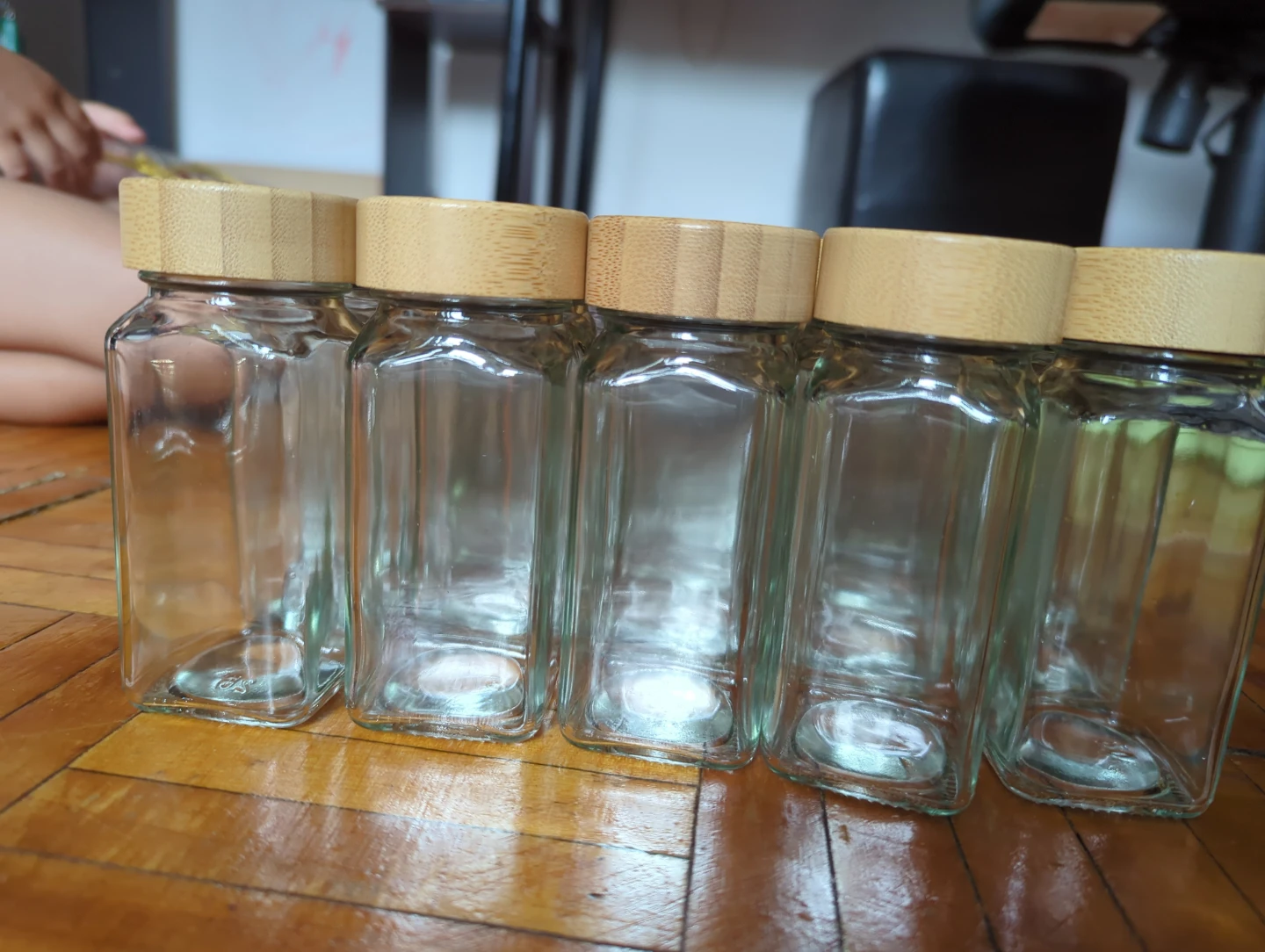 Set of 24 Glass Spice Jars with Bamboo Lids Brand New!! - photo 2