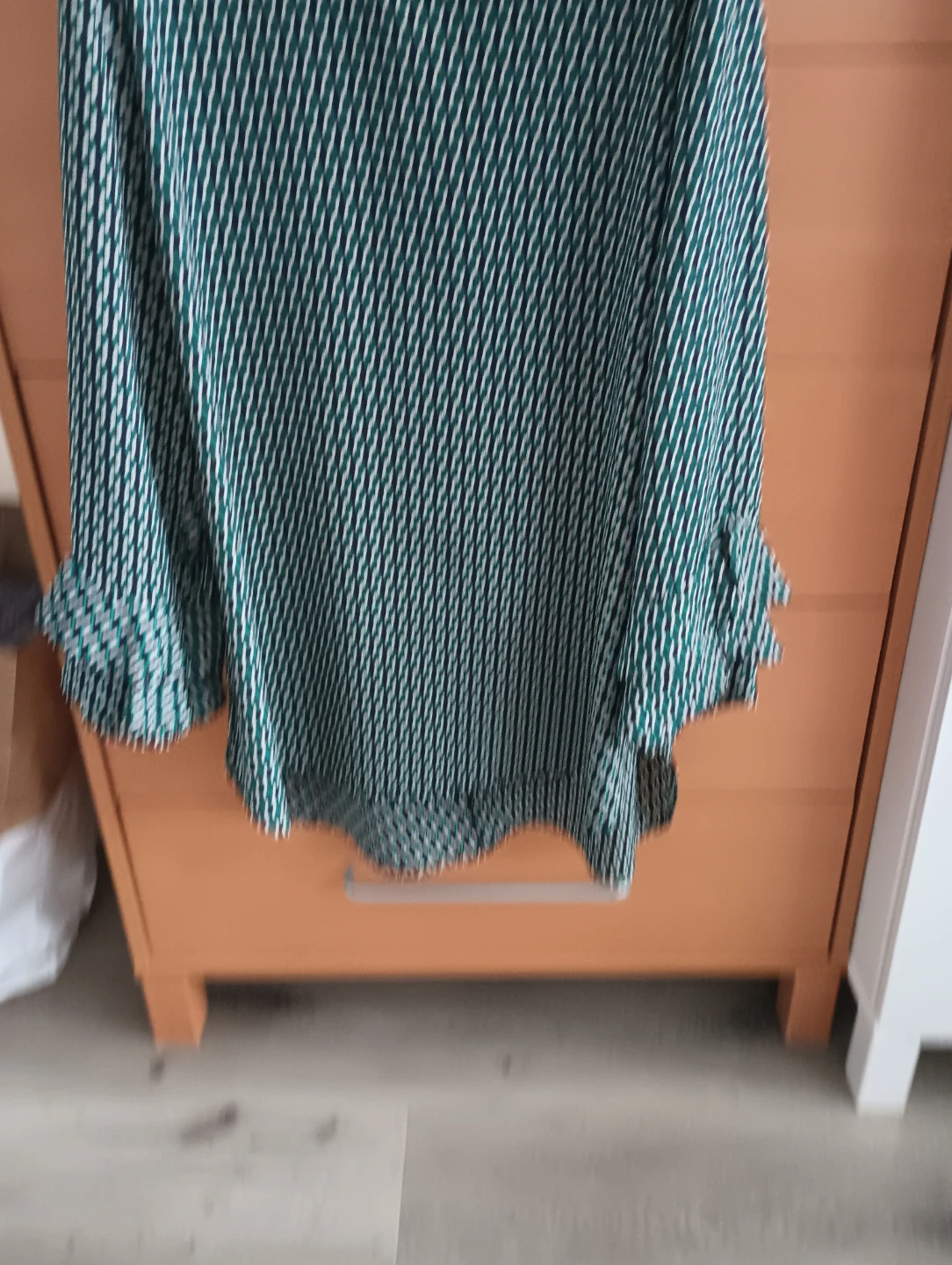 Women's Long Sleeve Geometric Print Top - photo 2