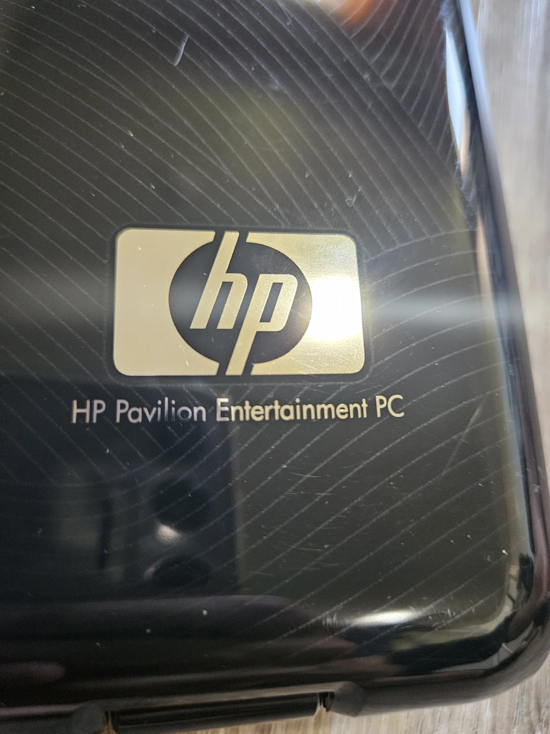 HP Laptop (with chrger and bag)