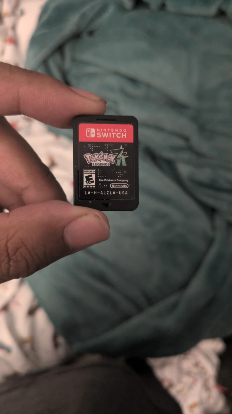 Nintendo Switch Console with Pokemon Legends: Arceus Game - photo 5