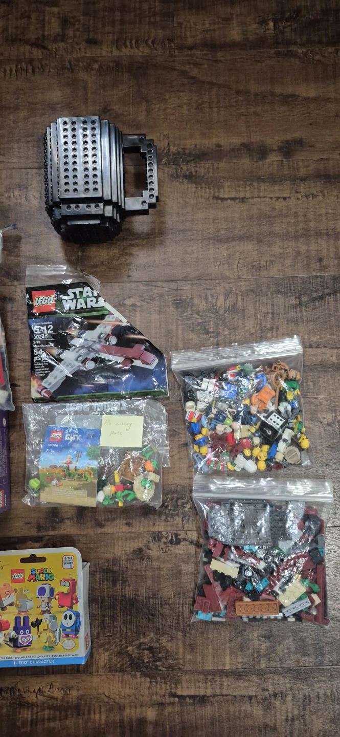 LEGO Technic, Creator, Friends, City & Star Wars Sets - photo 4