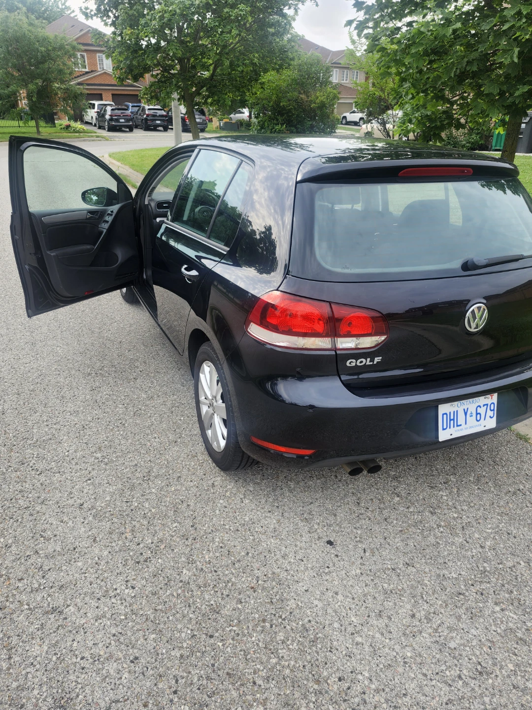 Car - photo 2