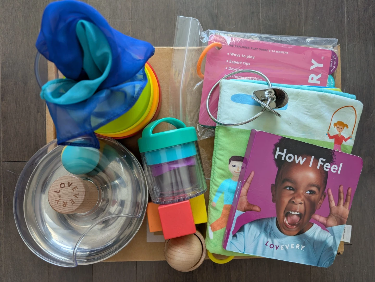 Lovevery The Explorer Play Kit for 9-10 Months