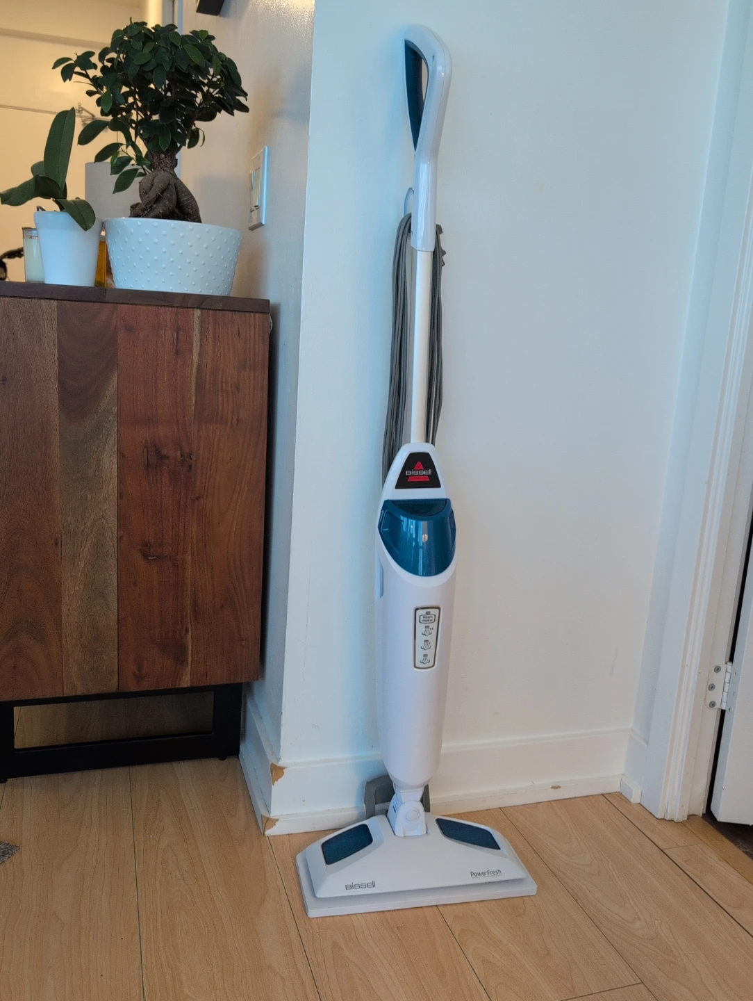 BISSELL PowerFresh Steam Mop – Excellent Working Condition