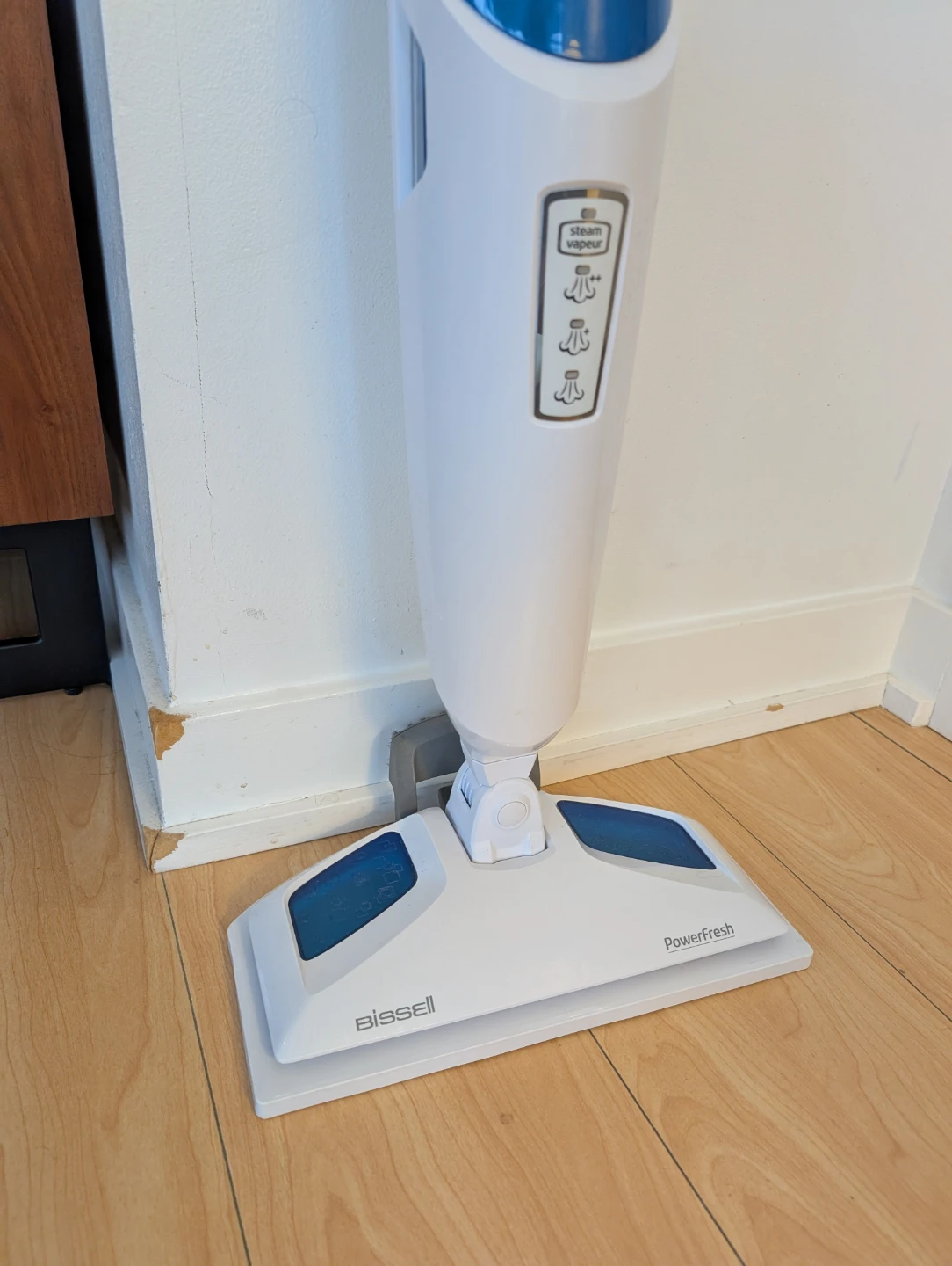 BISSELL PowerFresh Steam Mop – Excellent Working Condition - photo 3