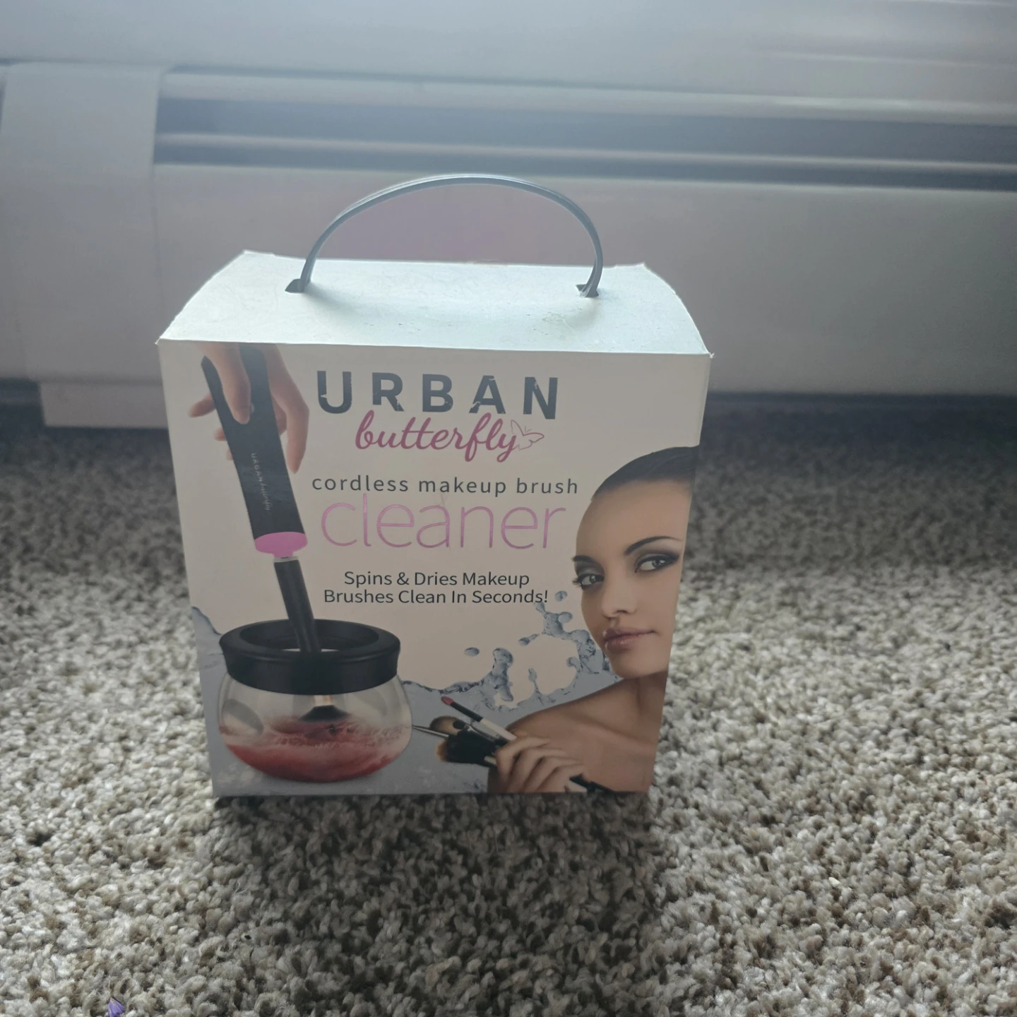 Urban Butterfly Cordless Makeup Brush Cleaner