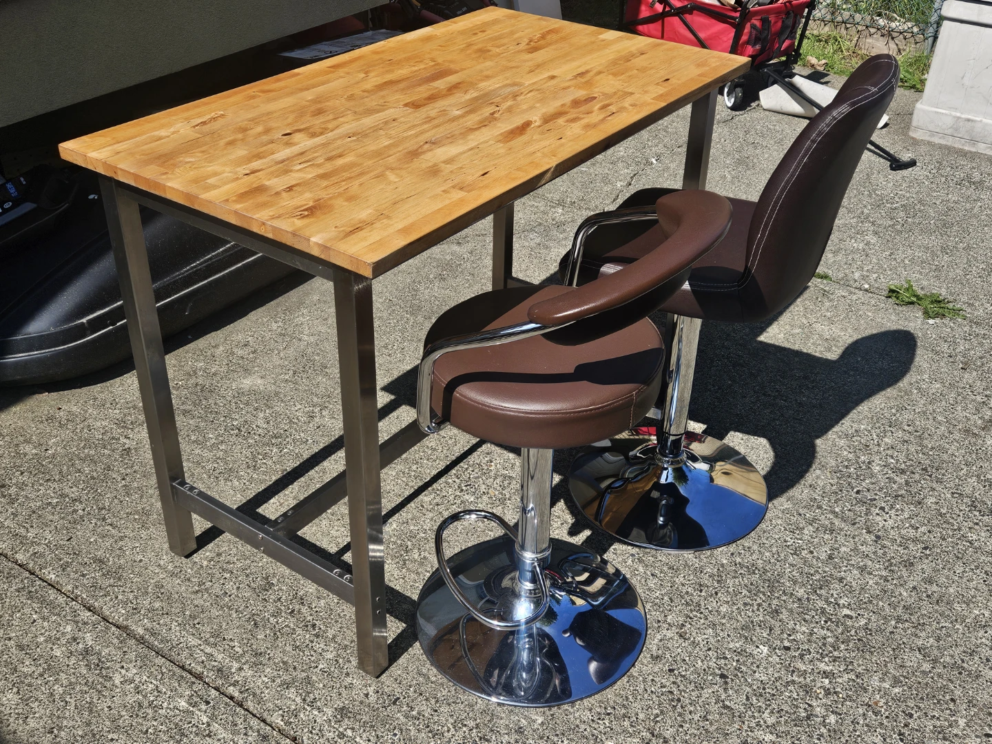 Island bar table 47"x27" H35 solid wood top