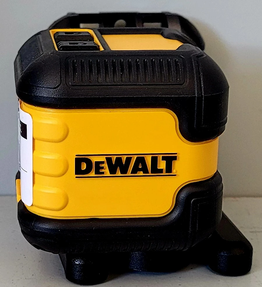 DeWalt 55 ft. Green Cross Line Laser Level (31817149) - photo 2