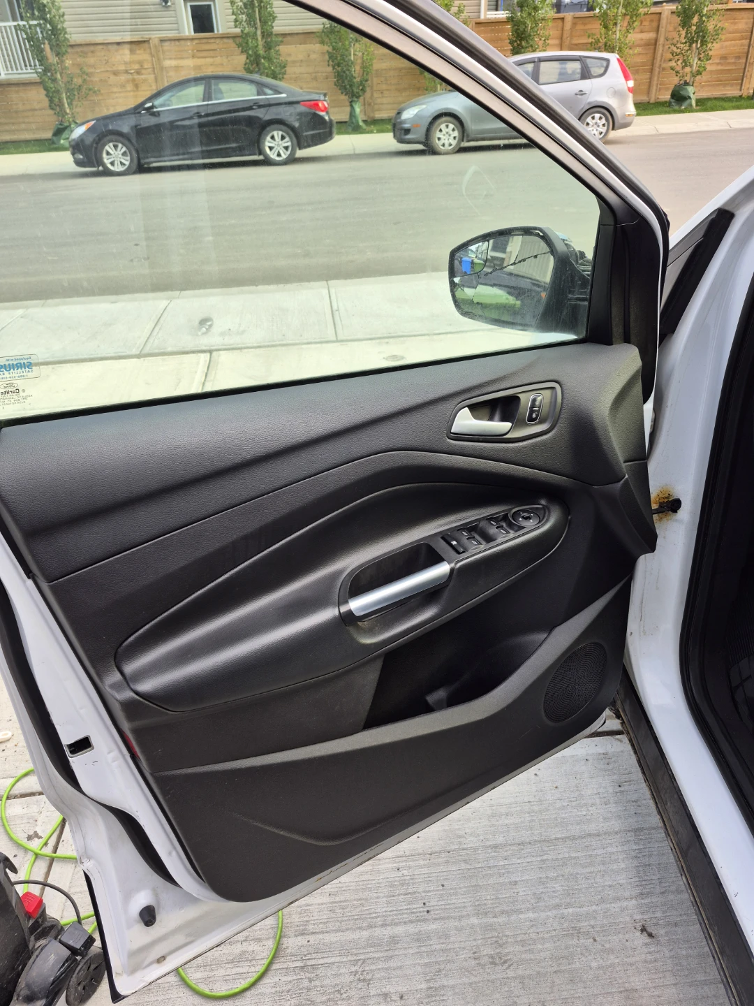 Car interior detailing - photo 2
