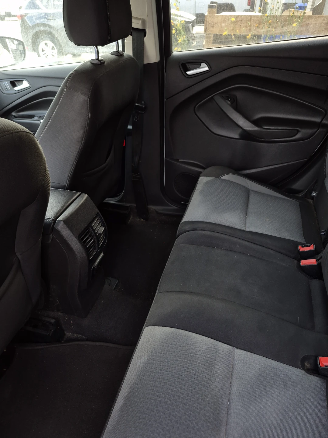 Car interior detailing - photo 4