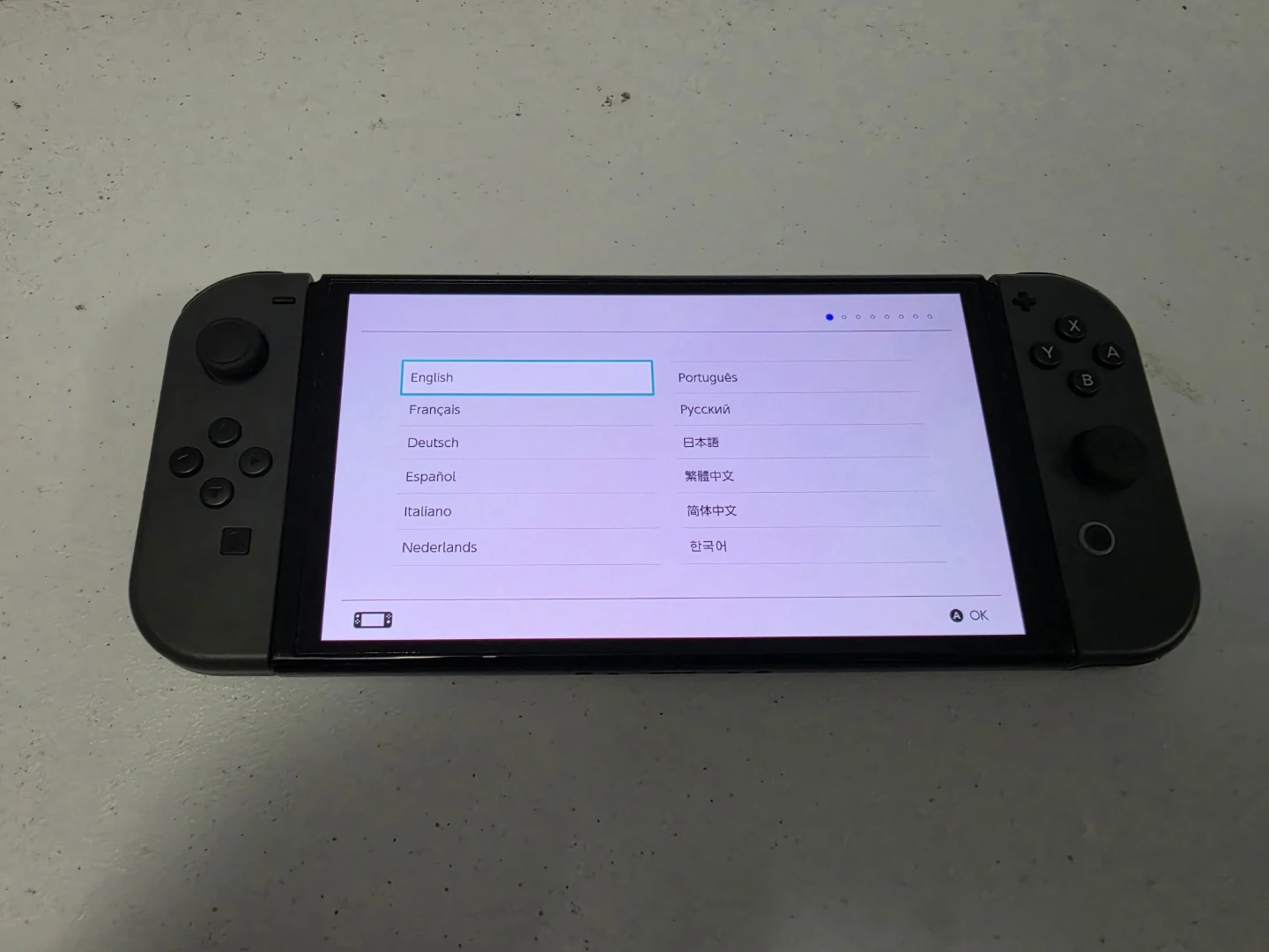 OLED Nintendo Switch - photo 2