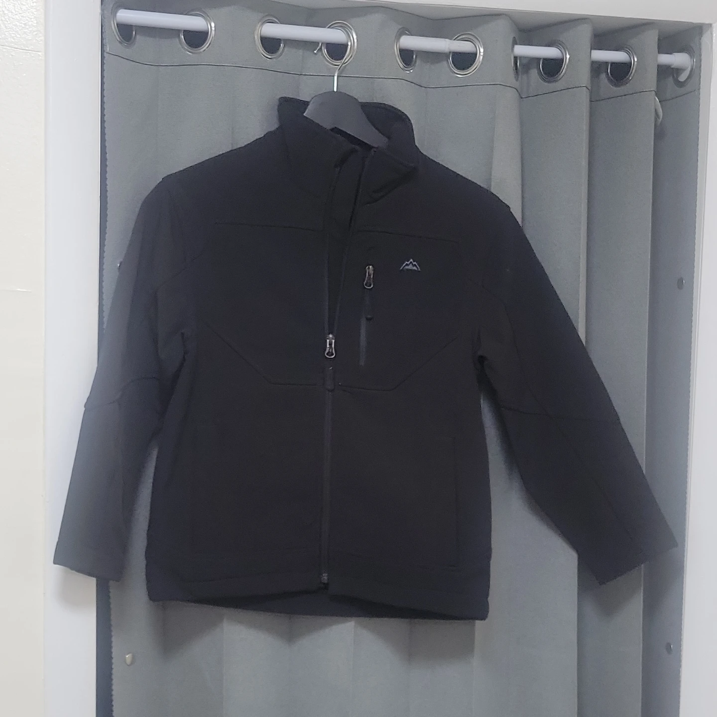 Snozu Performance Black Softshell Jacket