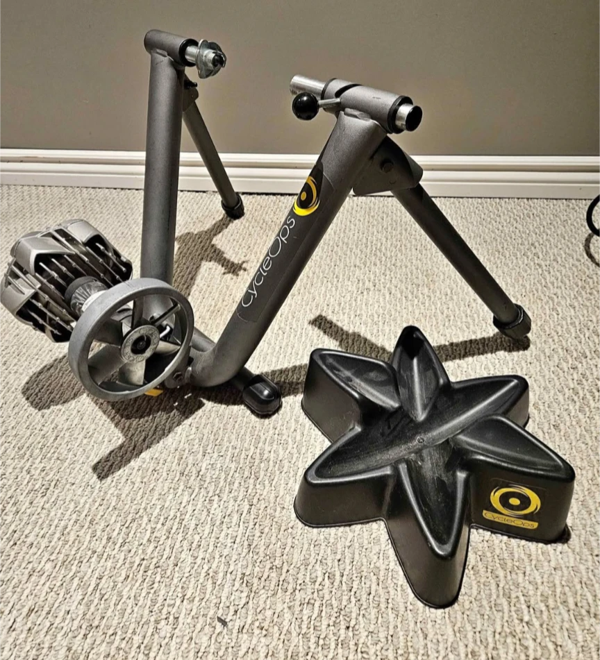 CycleOps Fluid Bicycle Trainer