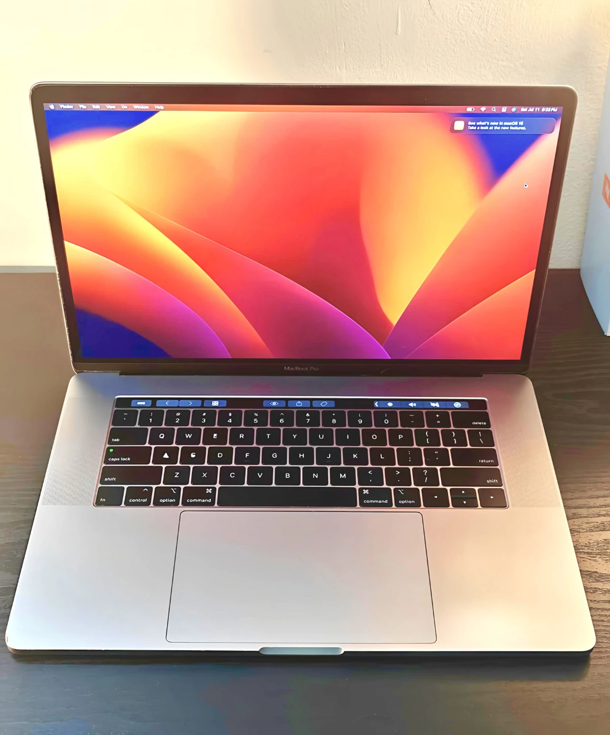 MacBook Pro 15" 2019 i7 | 16GB RAM | 256GB SSD | Touch Bar - photo 2