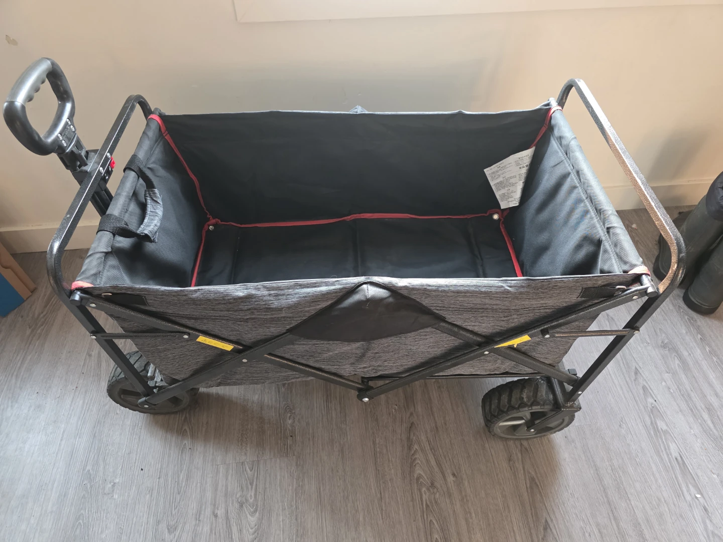 MacSports XL Heavy Duty Collapsible Outdoor Folding Wagon - photo 3