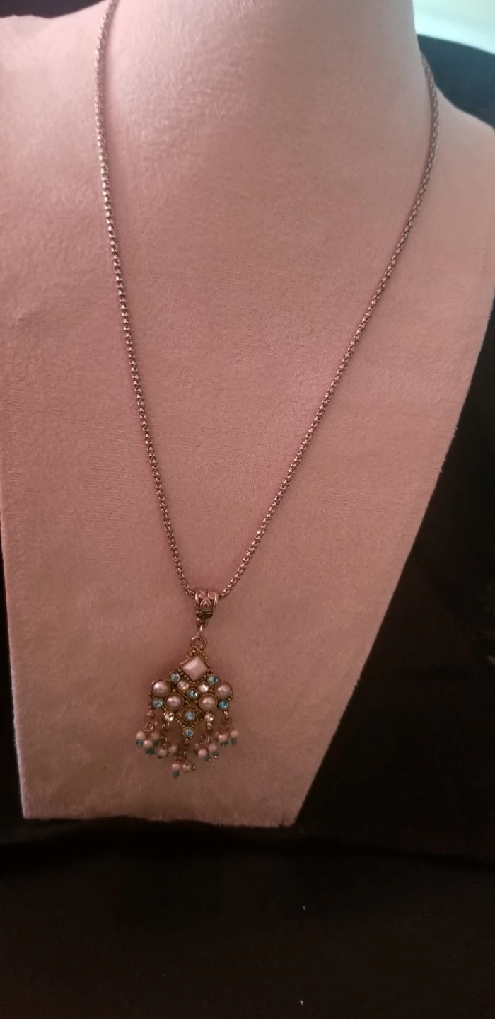 Vintage Style Pendant Necklace