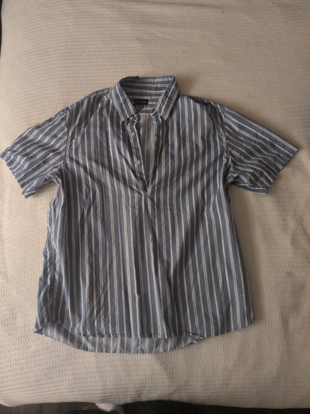 Club Monaco Striped Short Sleeve Shirt XL
