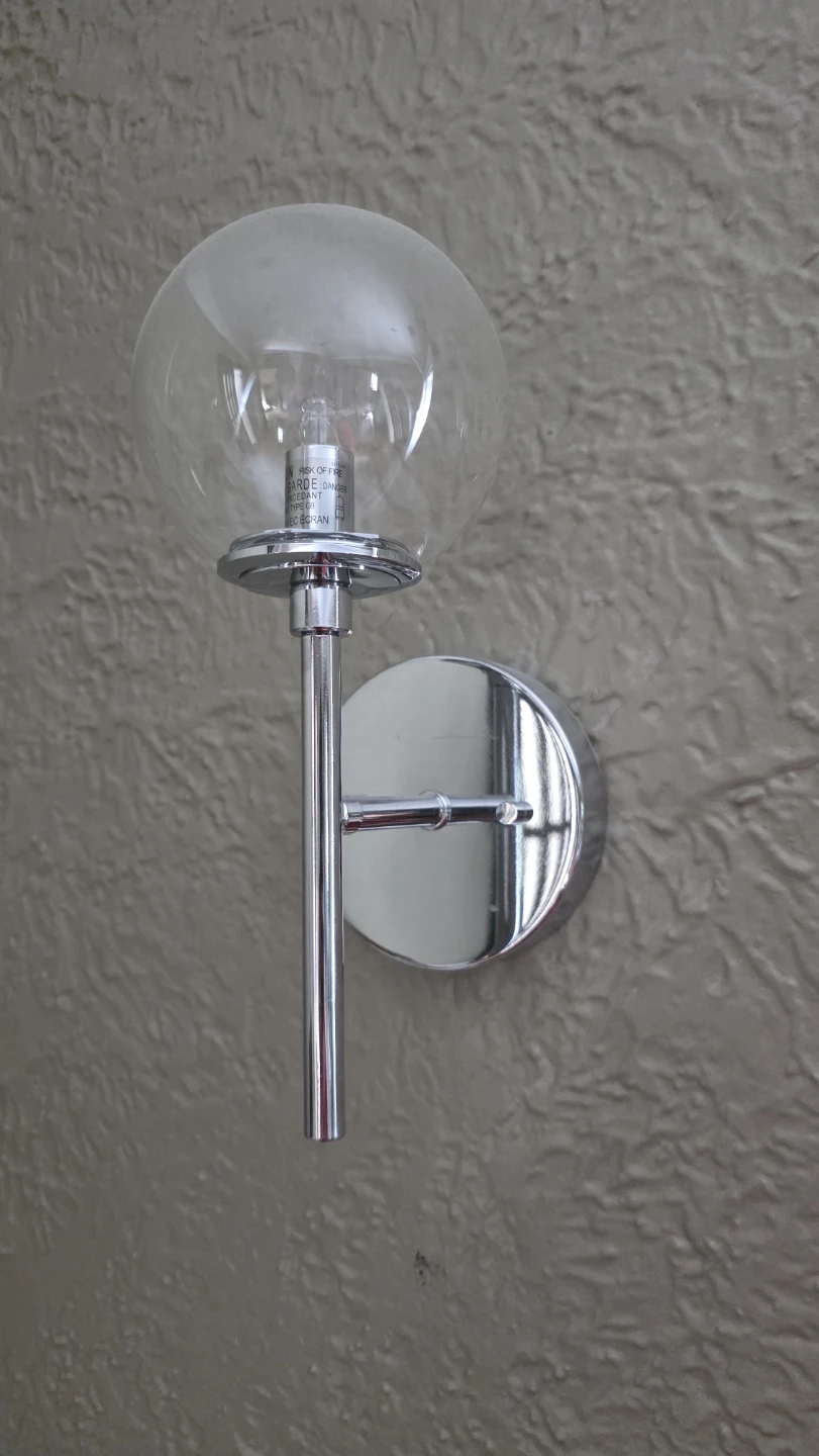 2 Modern wall lamps from Home Depot - photo 3