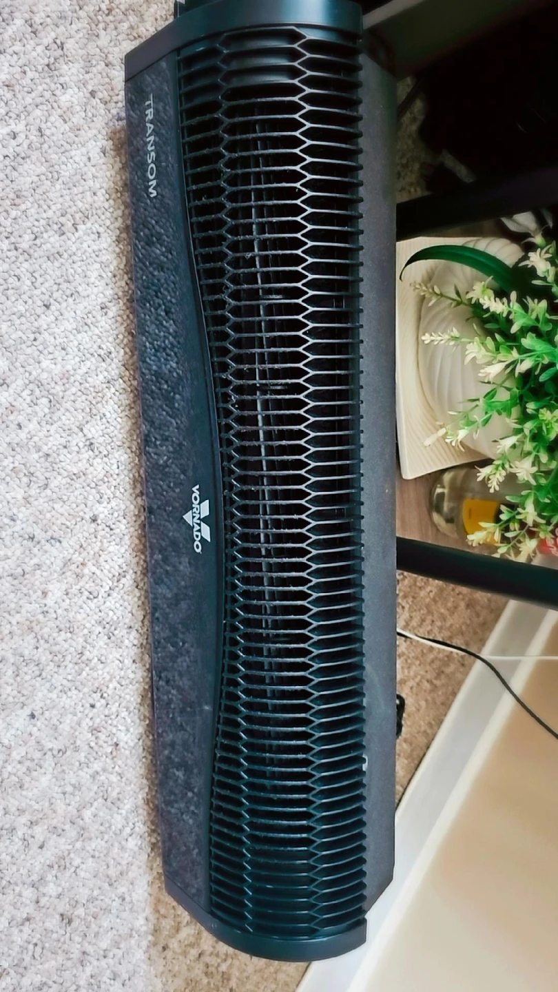 Vornado Transom Tower Fan - photo 2
