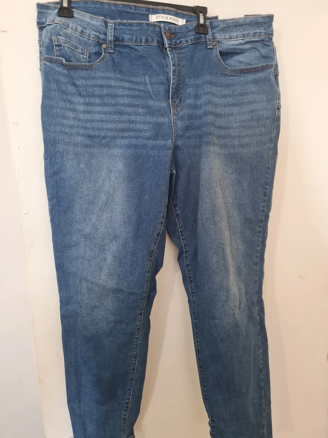 9th & Main Mid Rise Curvy Skinny Ankle Jeans - photo 3
