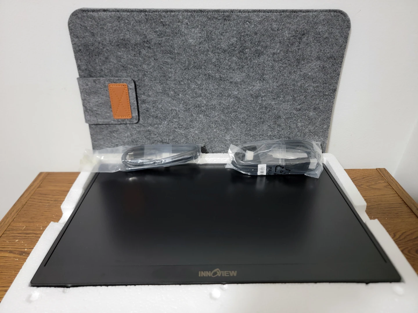15.6" portable monitor