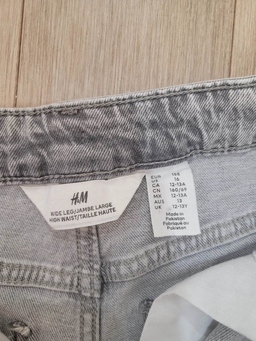 H&M Gray High-Waisted Wide Leg Jeans – Never Worn - photo 4