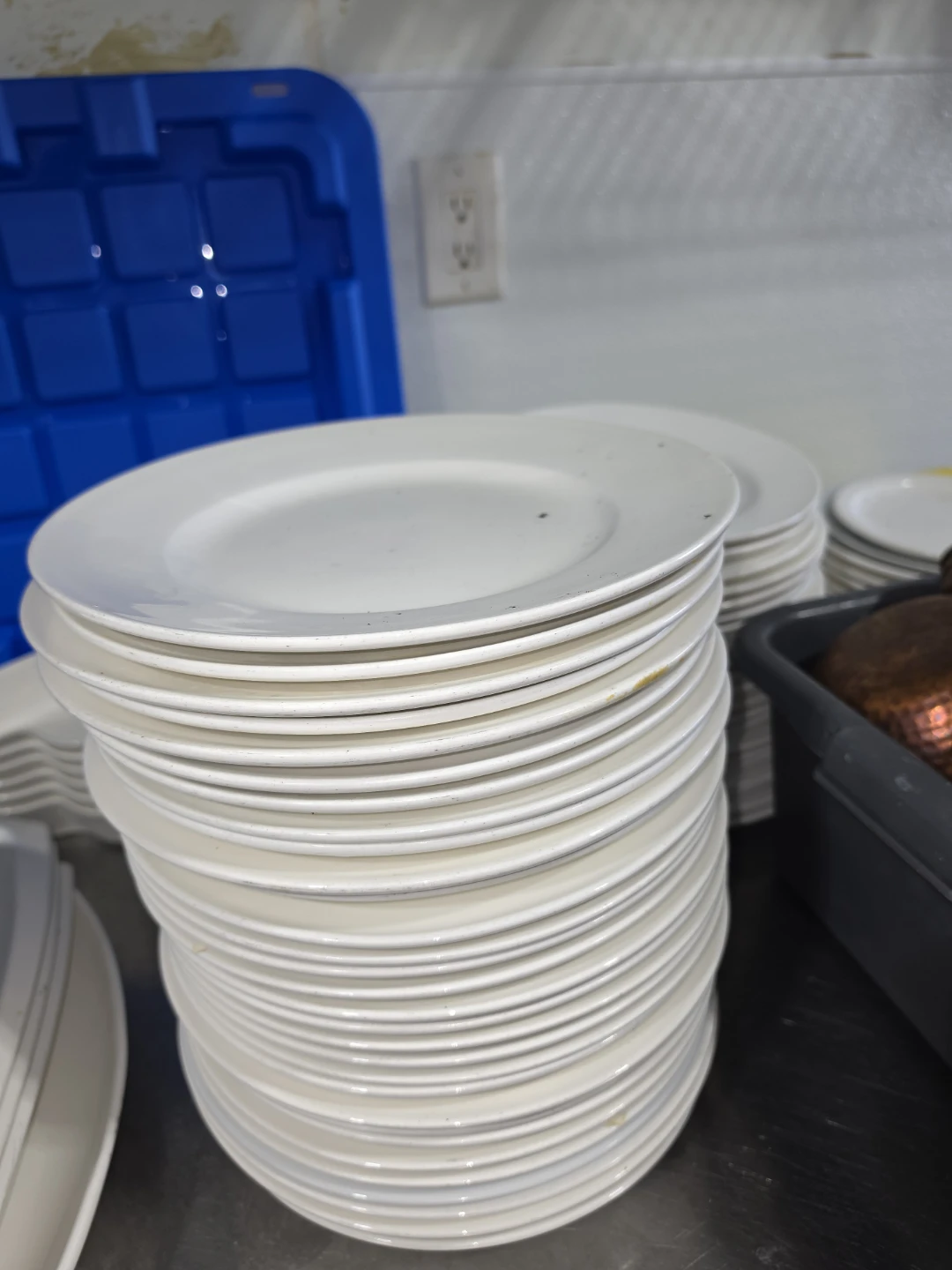 White Dinner Plates - Stack of 20+ - photo 5