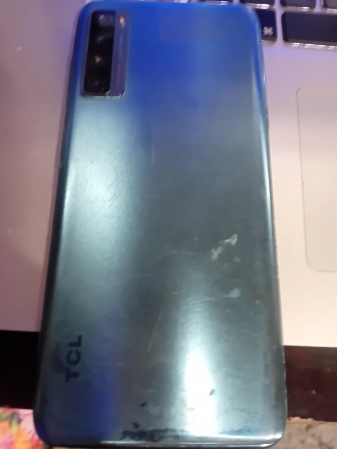 TCL Smartphone - photo 2