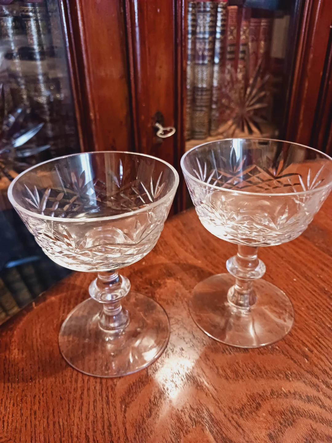 Set of 2 Crystal Coupe Cocktail Glasses - photo 2