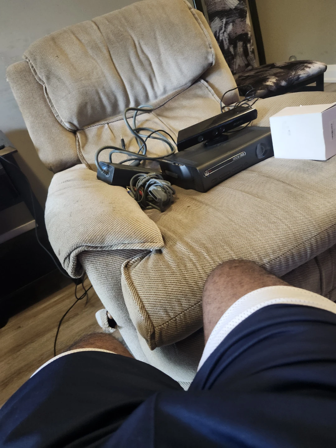 Xbox 360 Console with Kinect - photo 4
