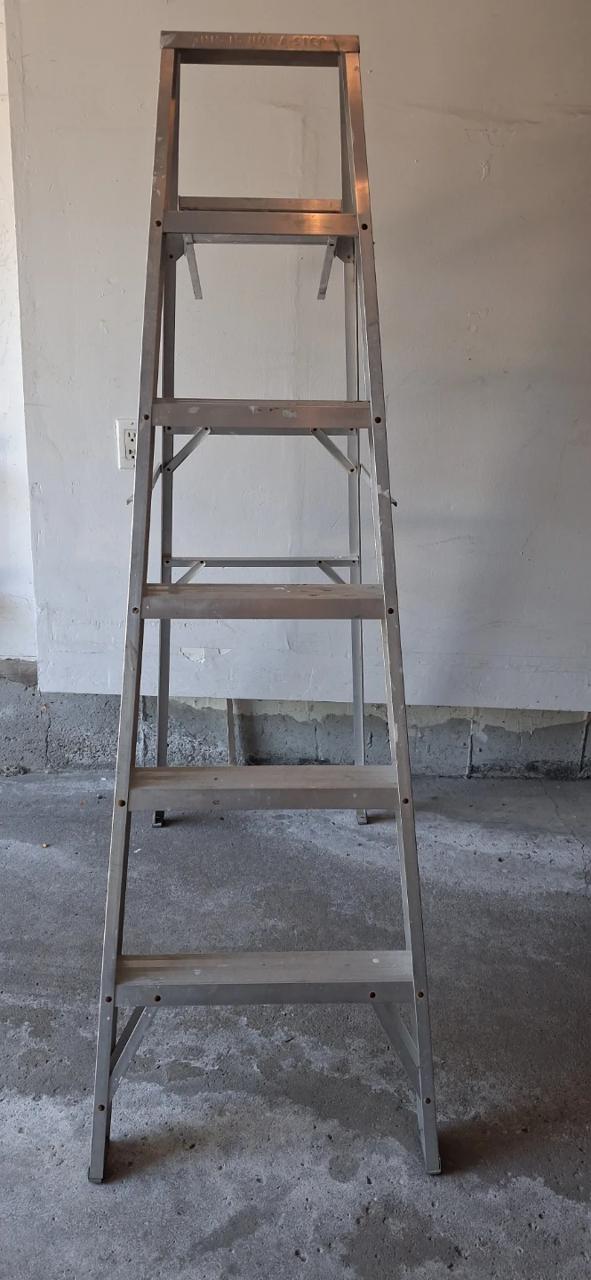 Aluminum A-Frame Ladder - photo 2